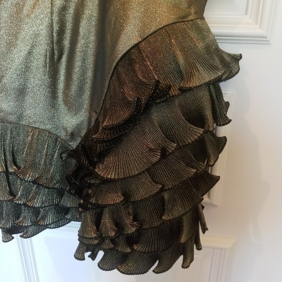 NWT La Maison TALULAH Golda Ruffle Gold Mini Dress M - Picture 6 of 10